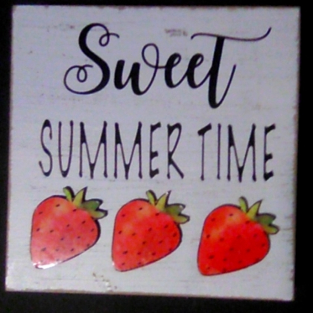 Summer time shelf/table decor